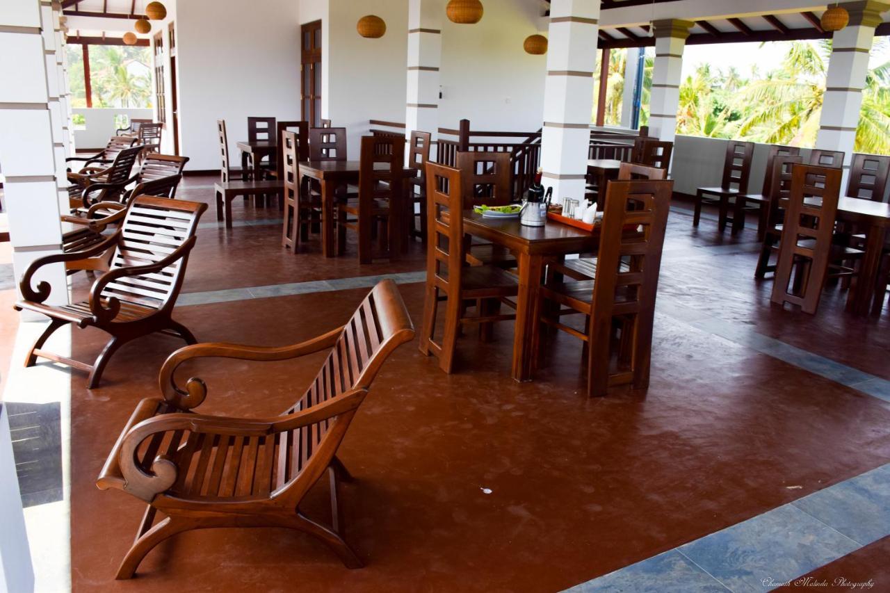 Tenasi Beach Resort Ахангама Экстерьер фото